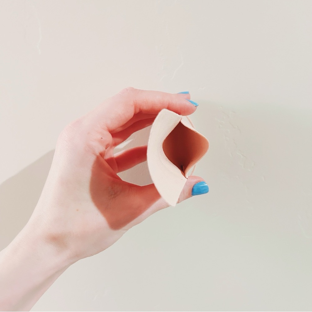 gorjana | diamond pave alphabet bracelet - N in 14k solid gold ↷ - Picture 5 of 16